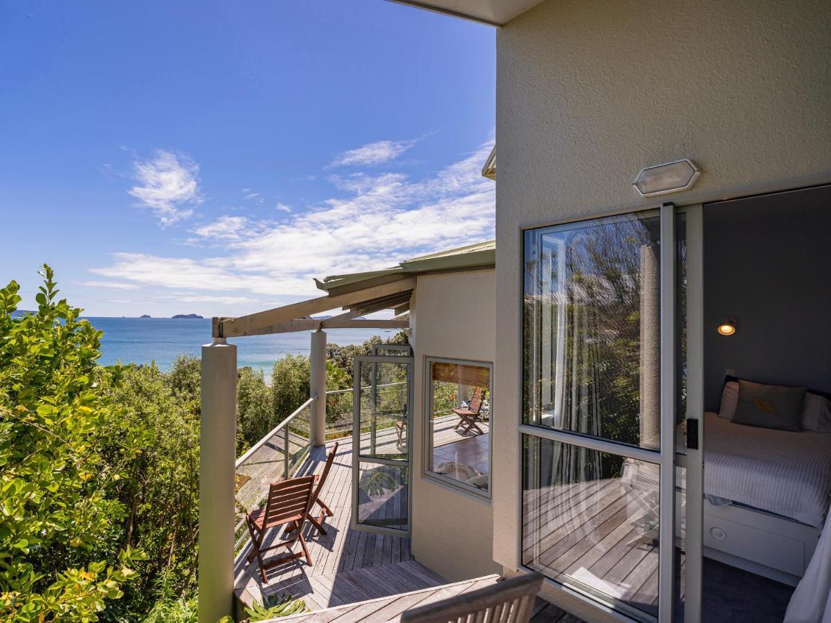 Chucks Retreat - Opito Bay Holiday Home Whitianga Exterior photo