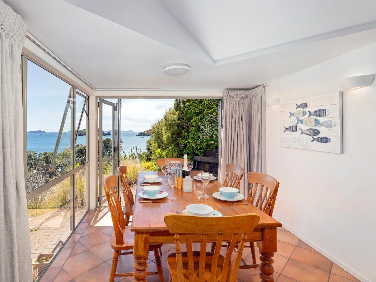 Chucks Retreat - Opito Bay Holiday Home Whitianga Exterior photo